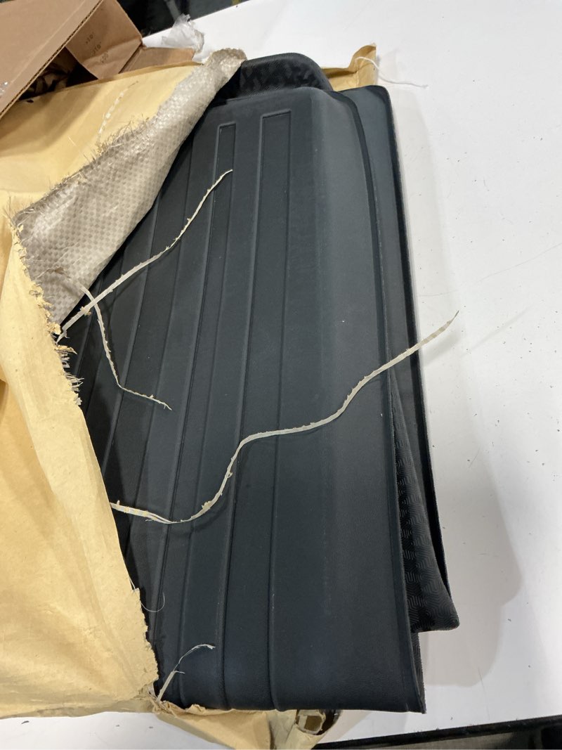 Condition photo showing Good Condition for Mixsuper Custom Fit Cargo Liner for Mercedes-Benz GLE Class 2020-2026, All Weather Cargo Mat for Mercedes Benz GLE SUV 5 Passenger, Trunk Mat Anti-Slip Rear Trunk Liner Black
