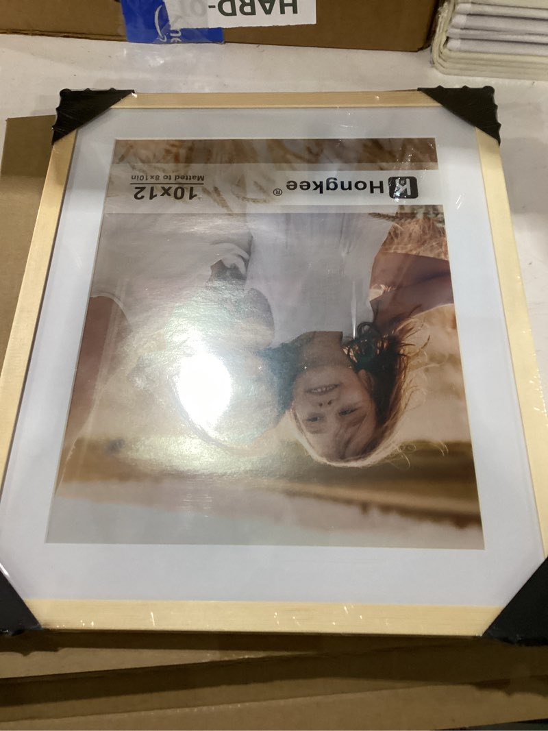 Condition photo showing New/Like New for hongkee 10x12 picture frame, made of solid wood with real glass, display pictures 8x10 with mat or 10 x 12 without mat - wall and tabletop (natural, 1 pack) natural 10 x 12
