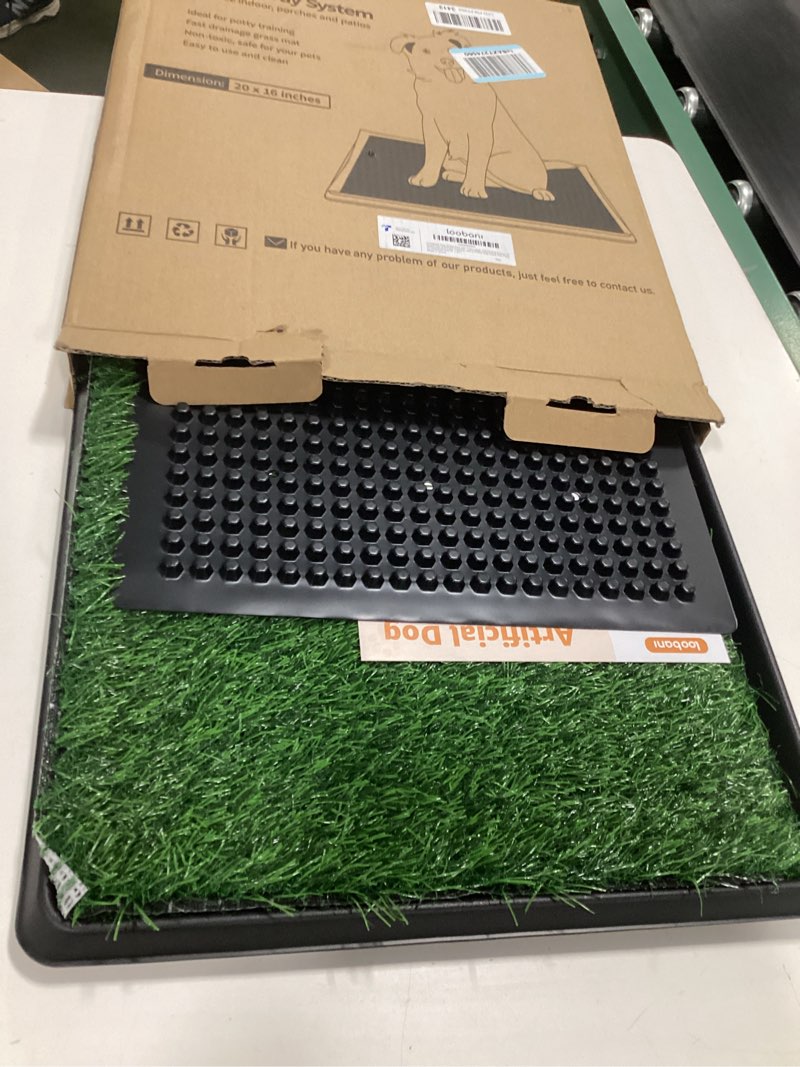 Condition photo showing Good Condition for LOOBANI Dog Grass Pad with Tray - Dog Litter Box - Indoor Potty for Apartment and Patio Training - with 2 Packs Grass Pee Pads for Replacement, 16×20 Inch