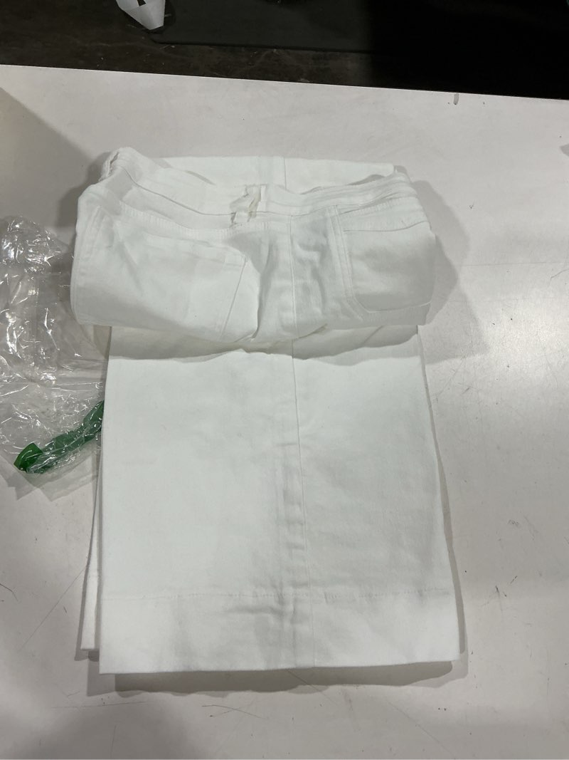 Condition photo showing Good Condition for luvamia wide leg jeans for women trendy high waisted flare jeans cropped denim pants stretchy baggy with patch pockets
