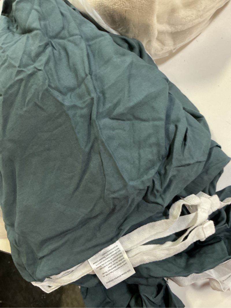 Condition photo showing Good Condition for bamboo duvet cover, full/queen, nightfall