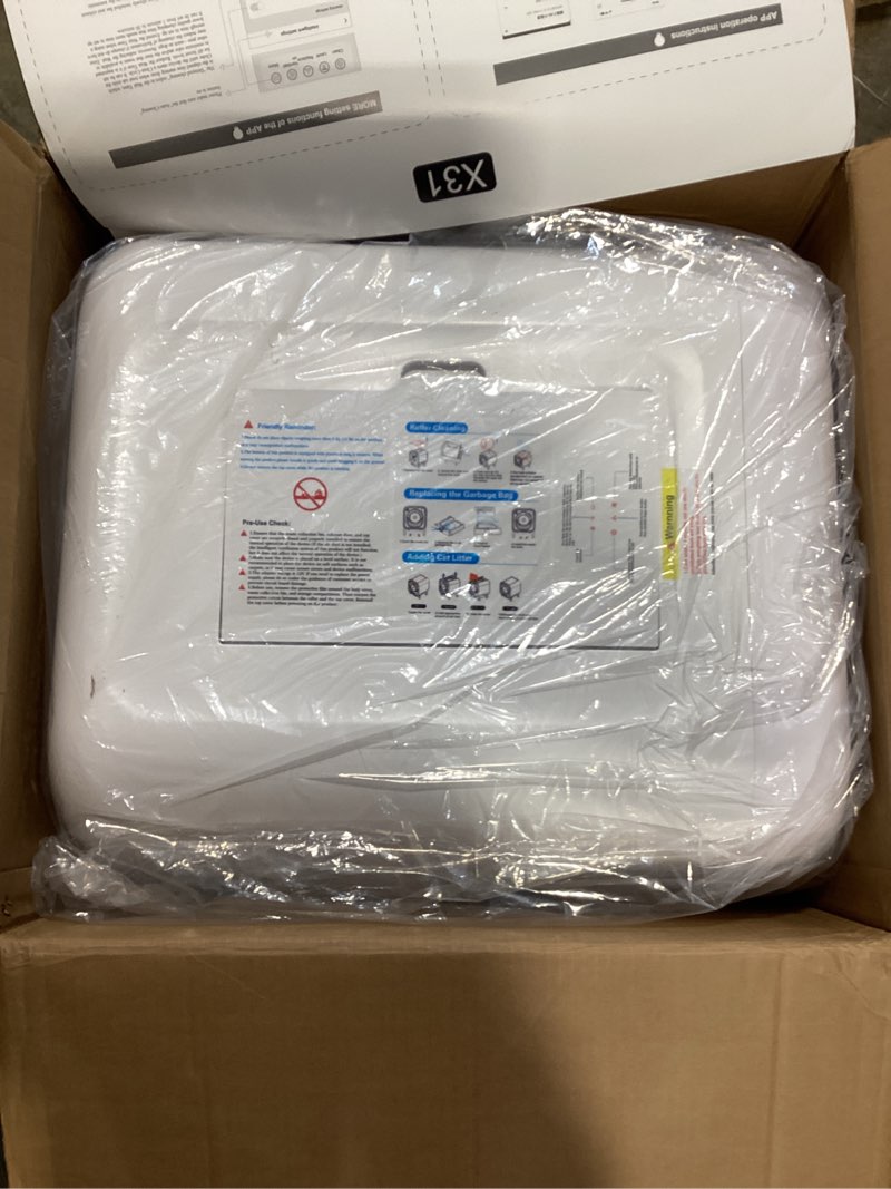 Condition photo showing Good Condition for self cleaning litter box, extra large automatic cat litter box self cleaning for multiple cats, app control, safety protection, ultra-quiet,includes trash bags,white