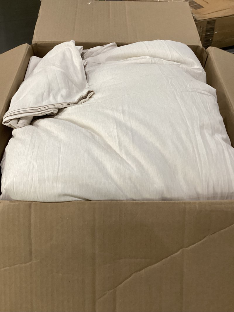 Condition photo showing Good Condition for Bedsure King Size Comforter Set - Beige King Comforter Set, Soft Bedding for All Seasons, Cationic Dyed Bedding Set, 2 Pieces, 1 Comforter (104\"x90\") and (20\"x36\"+2\") King 05 - Beige