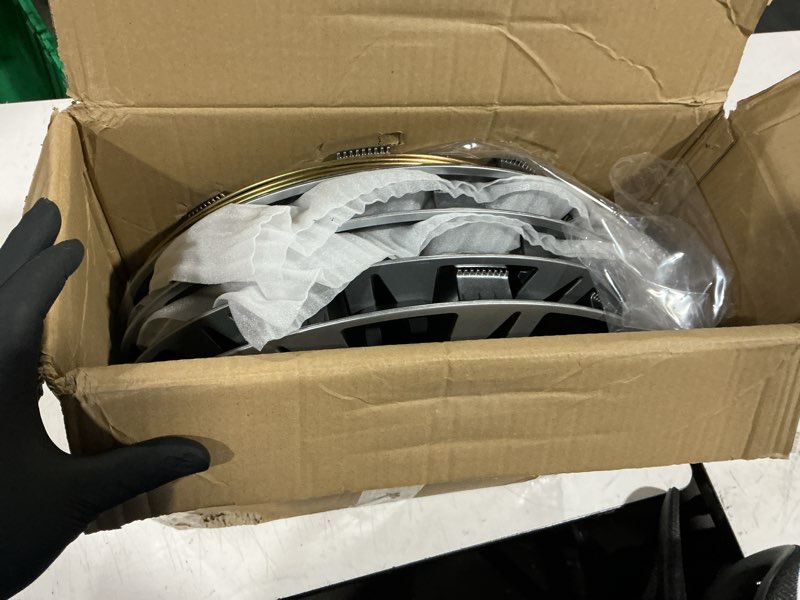Condition photo showing Good Condition for scitoo 17 inch set of 4 black lacquer & silver lacquer hubcaps wheel cover fit rim 17