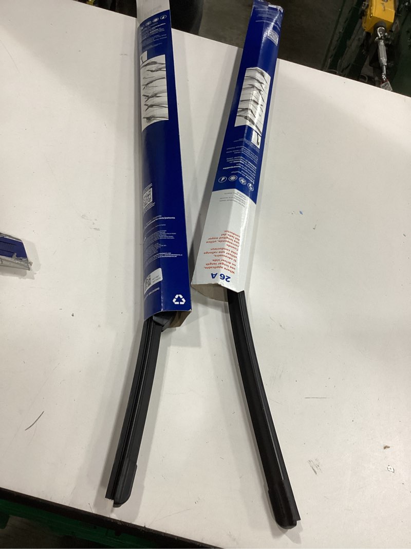 Condition photo showing Good Condition for BOSCH 26A16A ICON Beam Wiper Blades - Driver and Passenger Side - Set of 2 Blades (26A & 16A) Front (26A & 16A) ICON Combo Pack (Front)