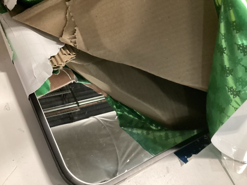 Condition photo showing Good Condition for Black Bathroom Mirror,Rectangle 24 x 36 Inch Vanity Wall Mirror,Modern Mirror for Wall,Rectangular Mirrors for Bedroom Living Room Entryway 36"L x 24"W Black