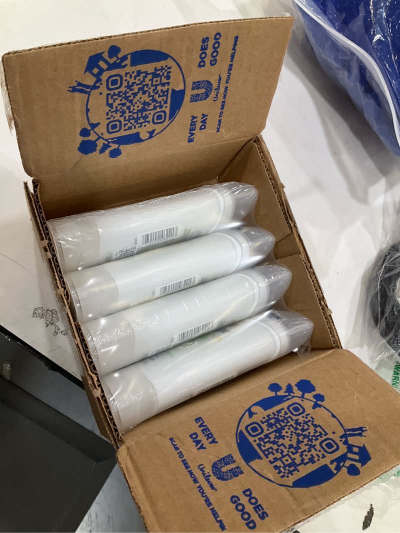 Condition photo showing New/Like New for dove aluminum free deodorant for women 4 count cucumber and green tea 72 hour odor protection 2.6 oz cucumber and green tea 2.6 ounce (pack of 4)