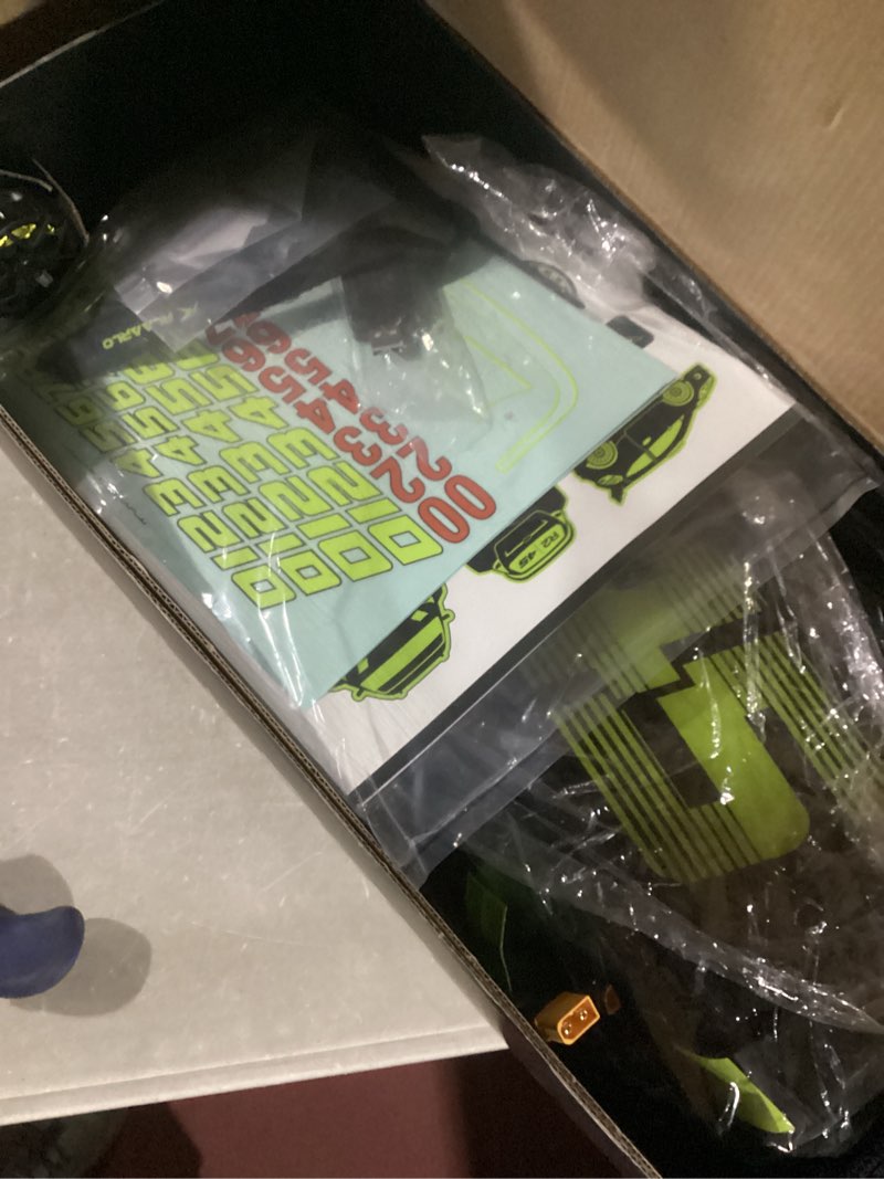 Condition photo showing Good Condition for CROBOLL RLAARLO 1/10 Brushless Carbon Fiber RC Drift Cars for Adults with Gyro, Max 50 mph Fast RC Rally Car, 2.4Ghz All Terrain Remote Control Car 4x4 Hobby RTR RC Truck with 3S Battery Green