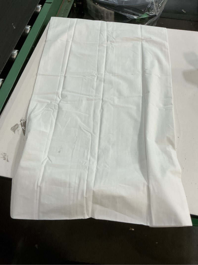 Condition photo showing Good Condition for bamboo pillowcase set queen 