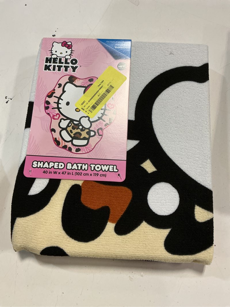 Condition photo showing New/Like New for hello kitty kids shaped towel, microfiber, 40x47