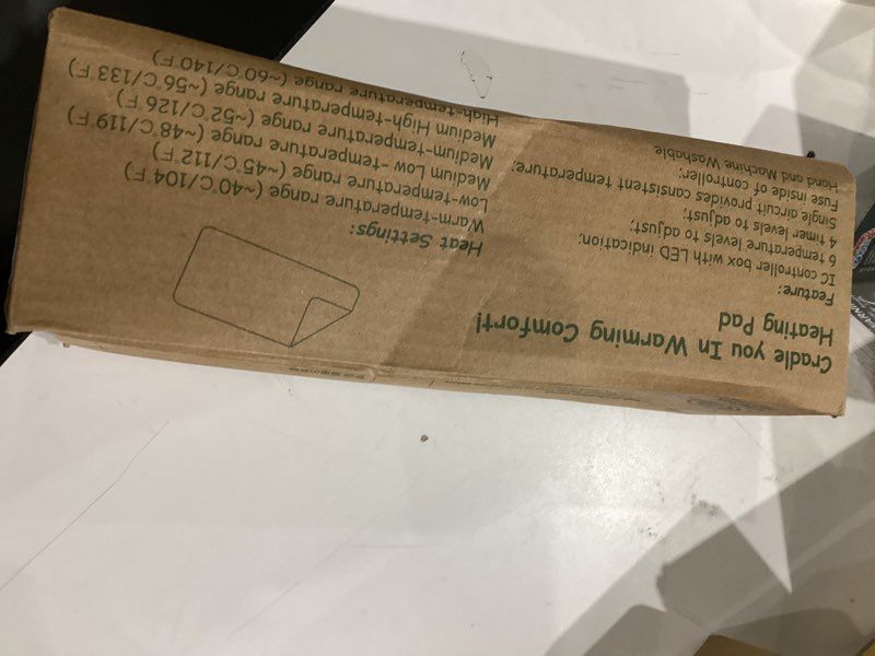 Condition photo showing Good Condition for Deepsoon Heating Pad,Electric Heating Pads for Back,Neck,Abdomen,Moist Heating Pad for Shoulder,Knee,Arms,Legs,Dry/Moist Heat & Auto Shut Off,Christmas Gifts for Men and Women,Light Gray,24x12 Inch Light Gray 24x12 Inch