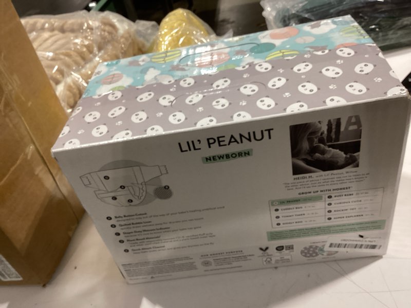 Condition photo showing New/Like New for the honest company comfort dry disposable diapers for sensitive skin, hypoallergenic, above it all + all the alpacas, club box size newborn 72 count newborn (72 count) above it all + all the alpacas