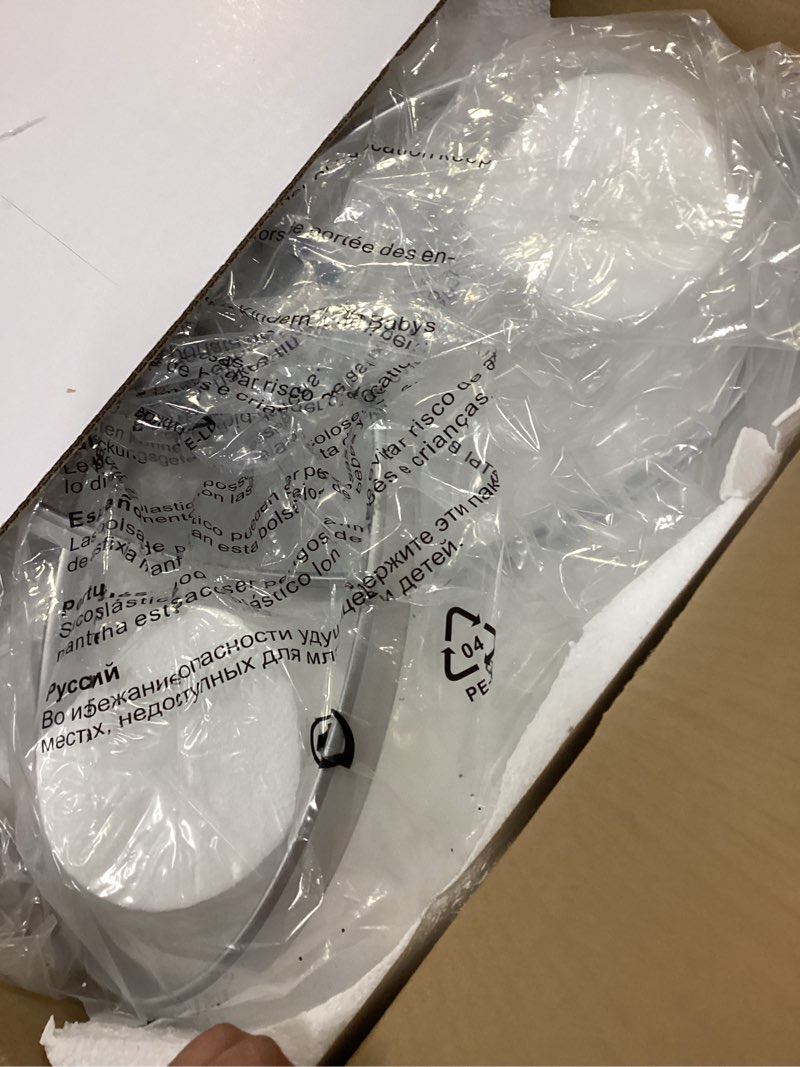 Condition photo showing Good Condition for 20" Gold Modern led Chandelier for Living Room,Irregular Ring Modern Pendant Lights Kitchen Island,Dimmable Remote Control H79 Adjustable led Pendant Light for Bedroom Dining Room Entryway Gold 19.6" - With Remote