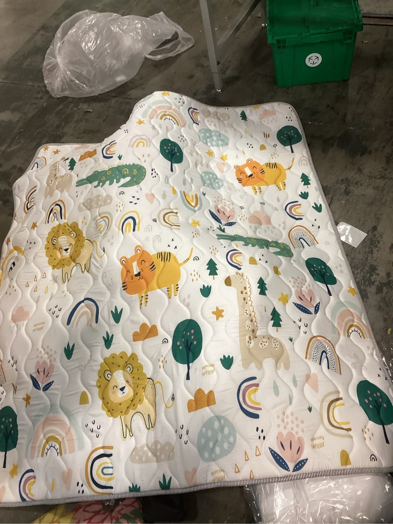 Condition photo showing Good Condition for (Similar)Animals Pastel Nursery Rug - Giraffe Toddler Carpet - Rainbow Crawling Chid Mat - Beige Wild Life Playmat - Non Slip Area Rug For Kid's Room