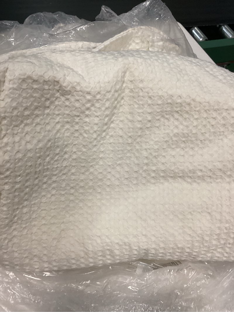 Condition photo showing Good Condition for quince organic luxe honeycomb duvet cover set king color undyed