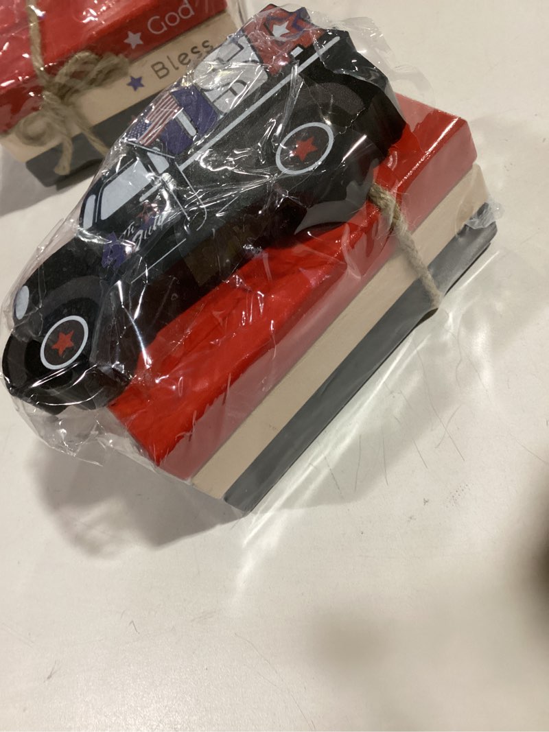 DISENB 4th of July Wooden Truck Signs Decorations, Memorial Day Patriotic Independence Day Table Dec