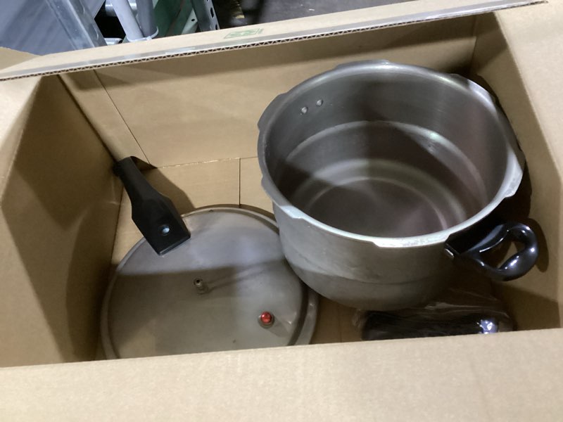 Condition photo showing Good Condition for WantJoin 6Qt Aluminum Pressure Cooker w/Release Valve & Multiple Protective Devices,Pressure Canner Compatible with Gas & Induction Cooker,Canner Rack Included 6 Quarts