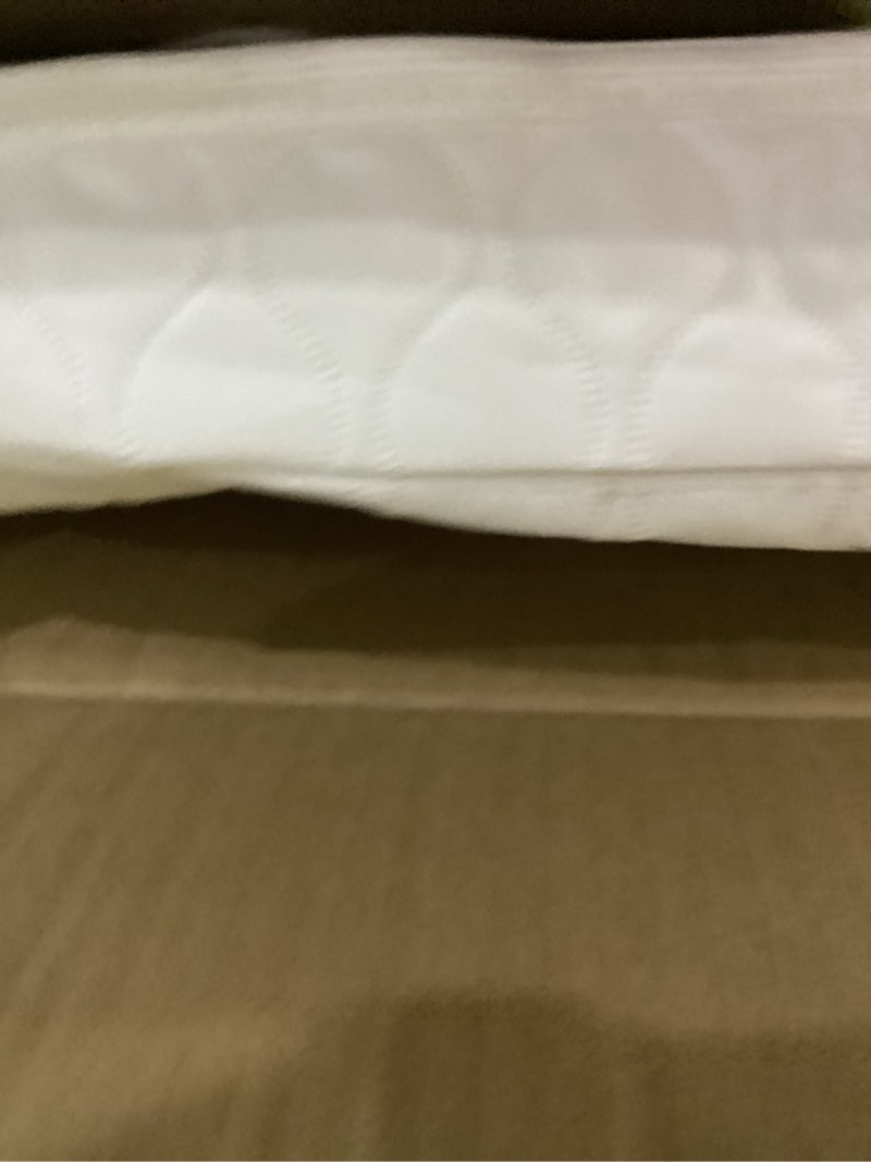 Condition photo showing Good Condition for Waterproof Baby and Infant Diaper Changing Pad, ComforPedic from Beautyrest, White