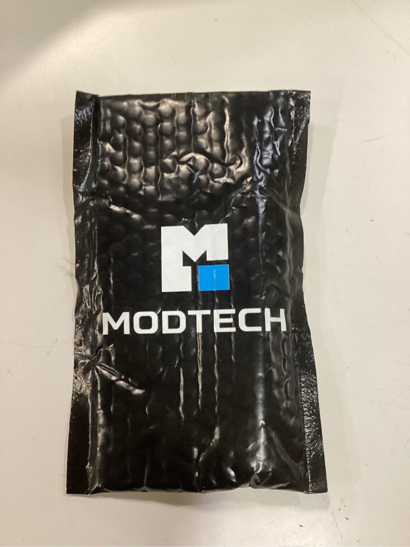 https://lotting-media.assets.bidfta.com/lotting_b8062cf9-7c48-47b0-9a56-df8a42c30890