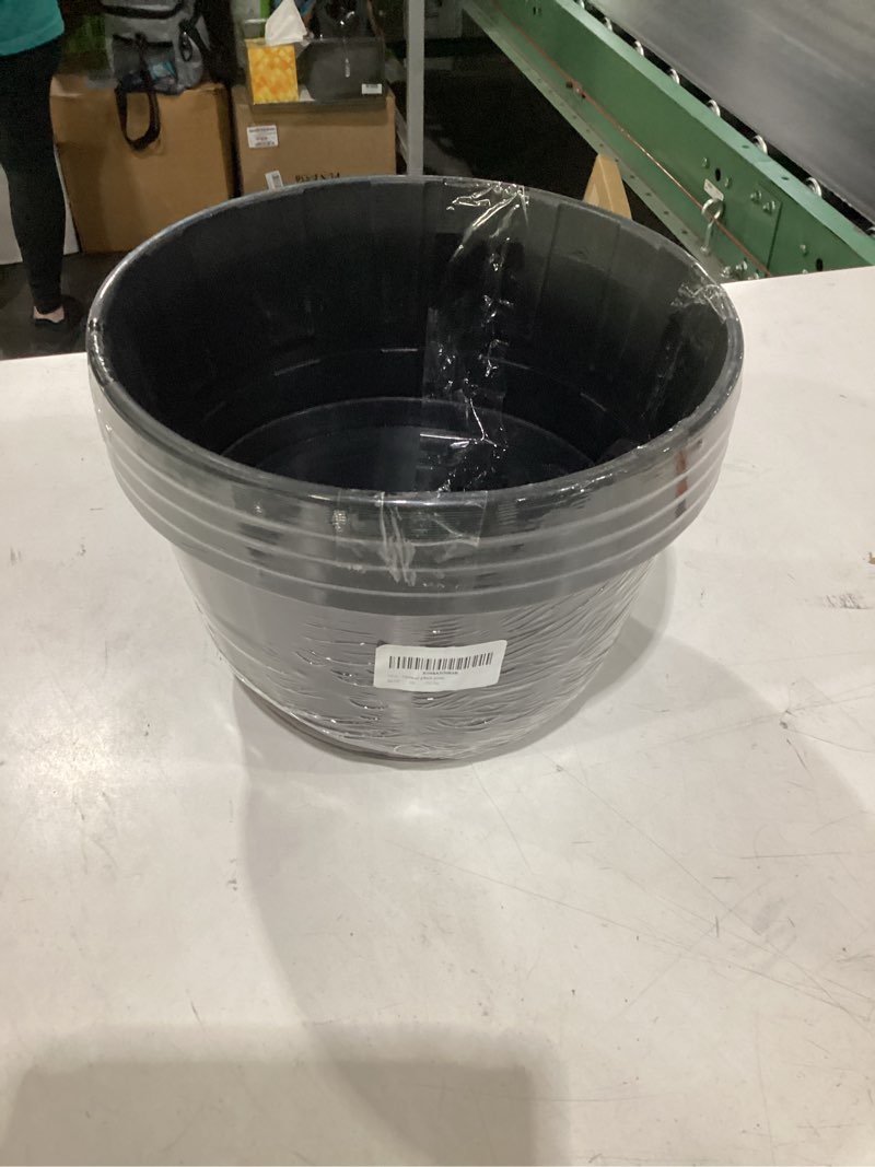 Condition photo showing New/Like New for quarut 10 inch plastic flower pots for indoor plants?4 pack large outdoor planter pot with drainage holes & saucers?imitation wine barrel design?for indoor outdoor garden plants?brown?
