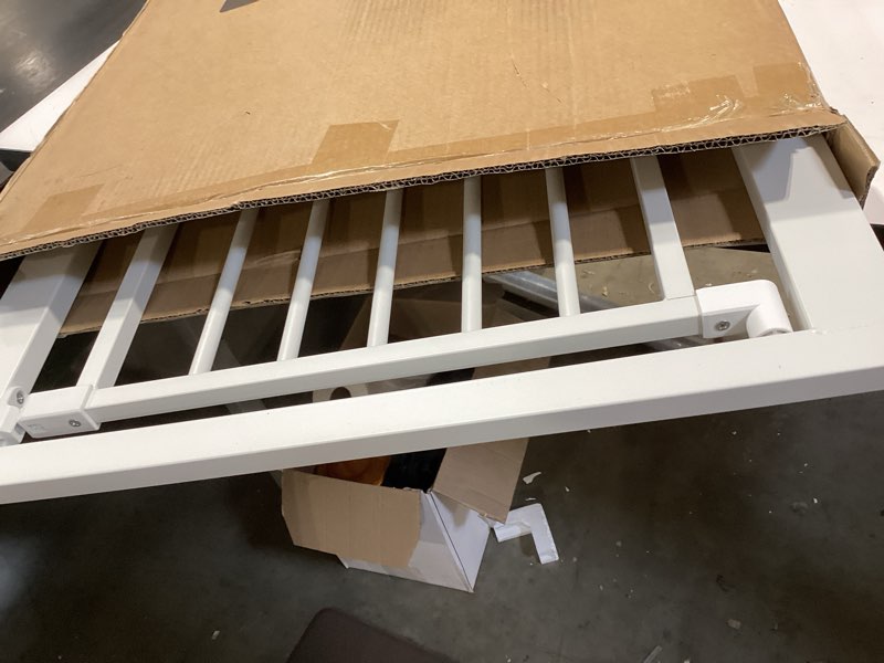 Condition photo showing Good Condition for babelio 26-28.5 inch narrow easy install baby gate, 30 inch tall auto-close metal pet gate for small stairs and doorways, no drilling pressure mounted, no extensions, white white 30" high, 26-28.5" wide