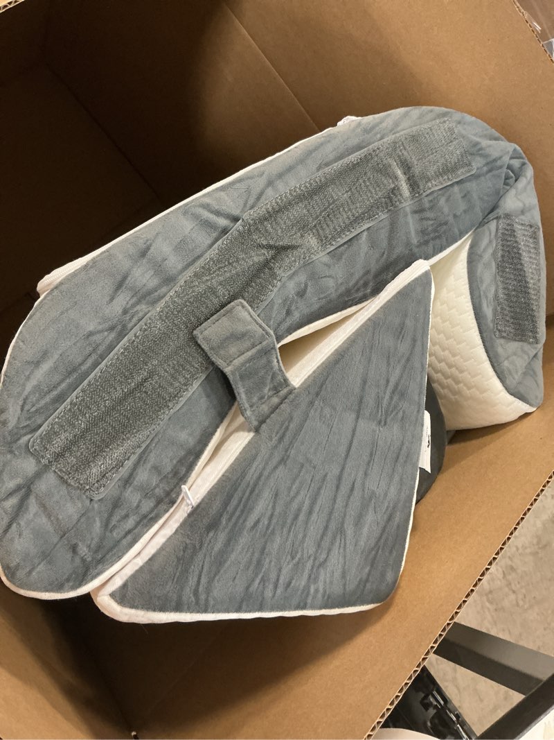 Condition photo showing Good Condition for 3PCS Wedge Pillow Set for After Surgery, Back Pillow for Bed Sitting up, 10-in-1 Foam Wedge Pillow for Acid Reflux & Back Pain Relief, Post Surgery Pillow for GERD & Snoring, White White 3PCS