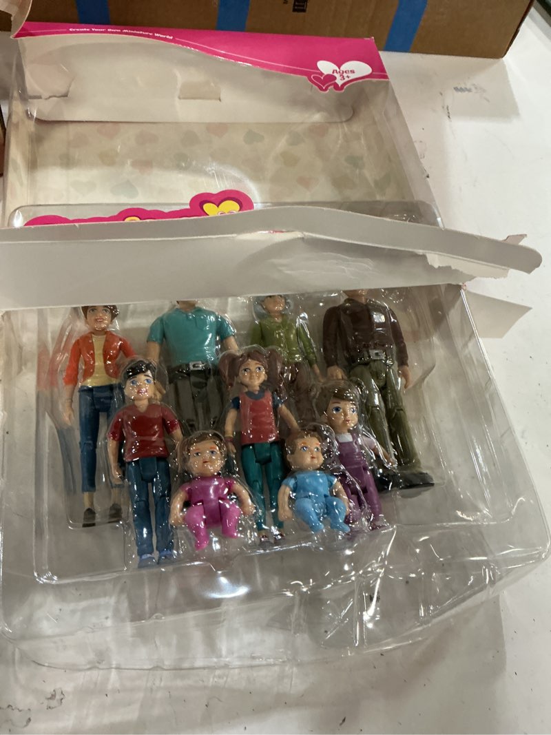Condition photo showing New/Like New for sweet li'l family dollhouse people set of 9 action figure set - grandpa, grandma, mom, dad, sister, brother, toddler, twin boy & girl
