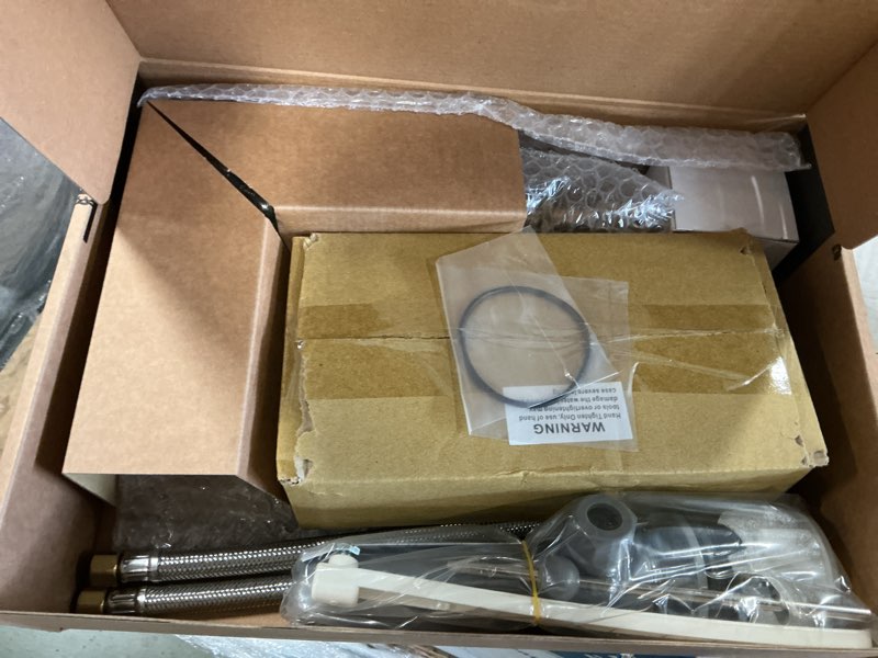 Condition photo showing Good Condition for Kingston Brass FSC1971AL English Classic Widespread Lavatory Faucet, 5-5/16" Spout Reach, Polished Chrome