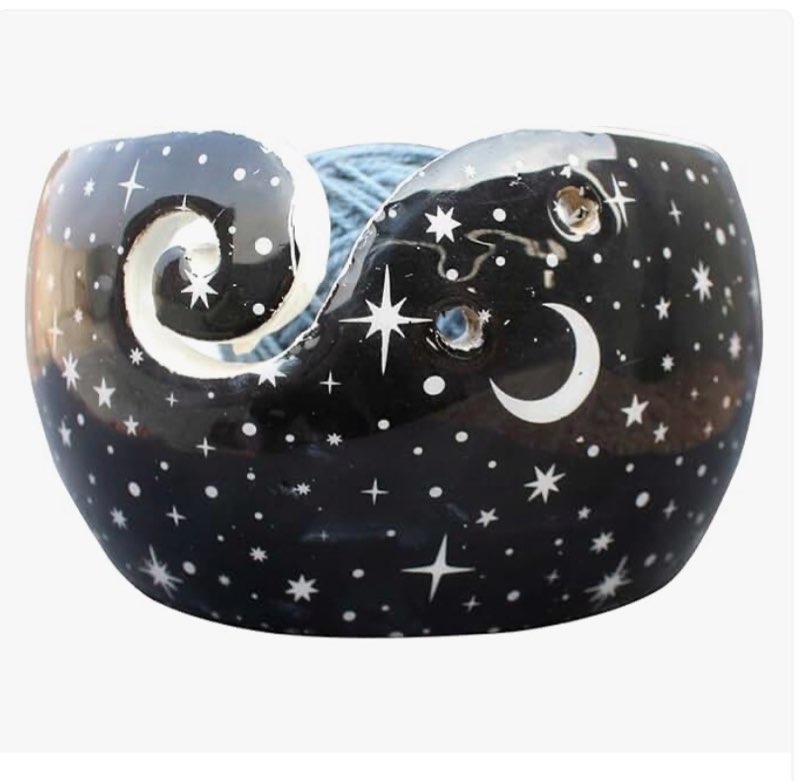 Wooden Yarn Bowl Holder, 7 x 4 Inches Knitting Yarn Bowls, Yarn Ball Bowl Holder Handmade Yarn Stora