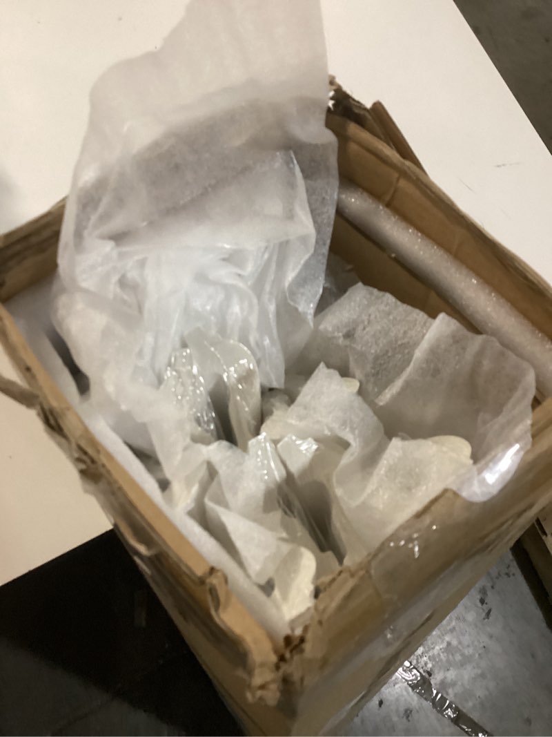 Condition photo showing Good Condition for Art3d Premade Bilinear Frame Accent Molding Set, Pre-Cut Decorative Wainscoting Panel for Home Décor, Ready-to-Assemble Glue-On Wall Trim for Living Room Bedroom Corridor, 3 Whole Bilinear Frame White - Style 2