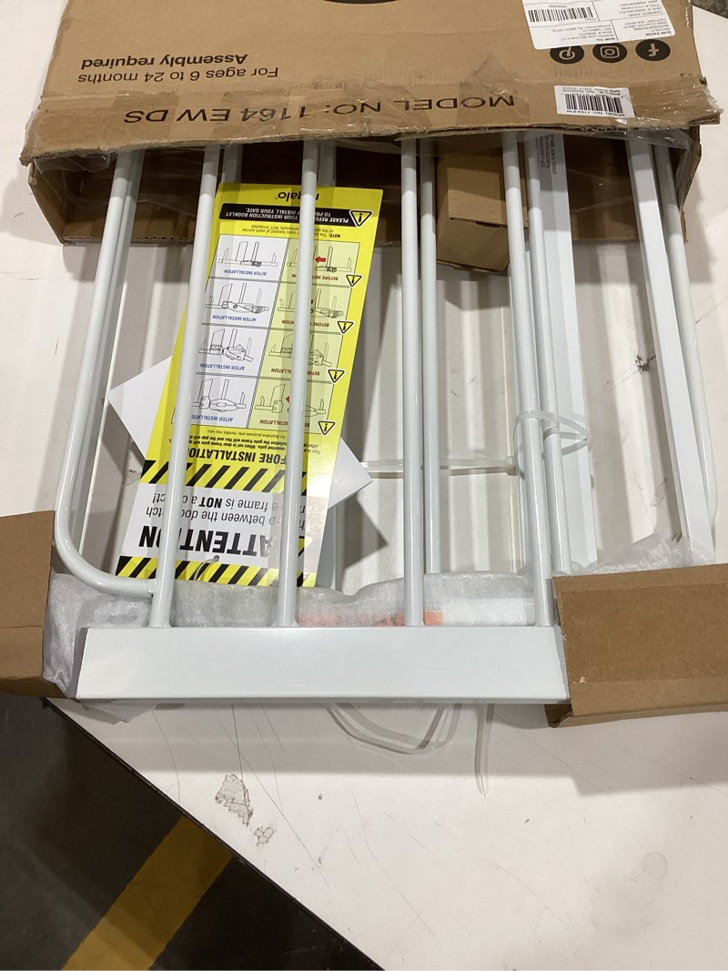 Condition photo showing New/Like New for regalo easy step 49-inch extra wide baby gate, includes 4-inch and 12-inch extension kit, 4 pack of pressure mount kit and 4 pack of wall mount kit white 29-49"w x 30"h