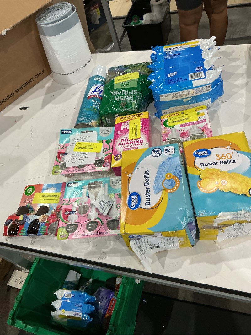 Condition photo showing As Is for please see pictures taken (bidfta image) to determine items that will be received