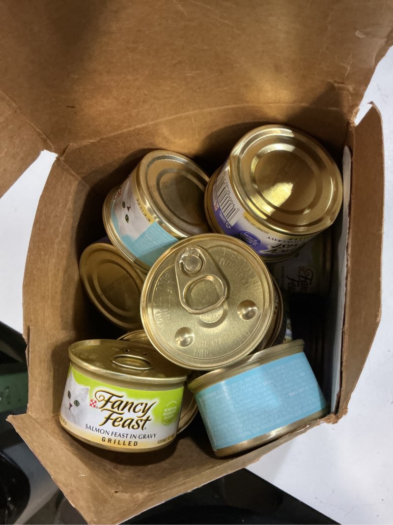 Condition photo showing New/Like New for ( BB/JAN/2028) Purina Fancy Feast Grilled Wet Cat Food Seafood Collection in Wet Cat Food Variety Pack - (Pack of 24) 3 oz. Cans