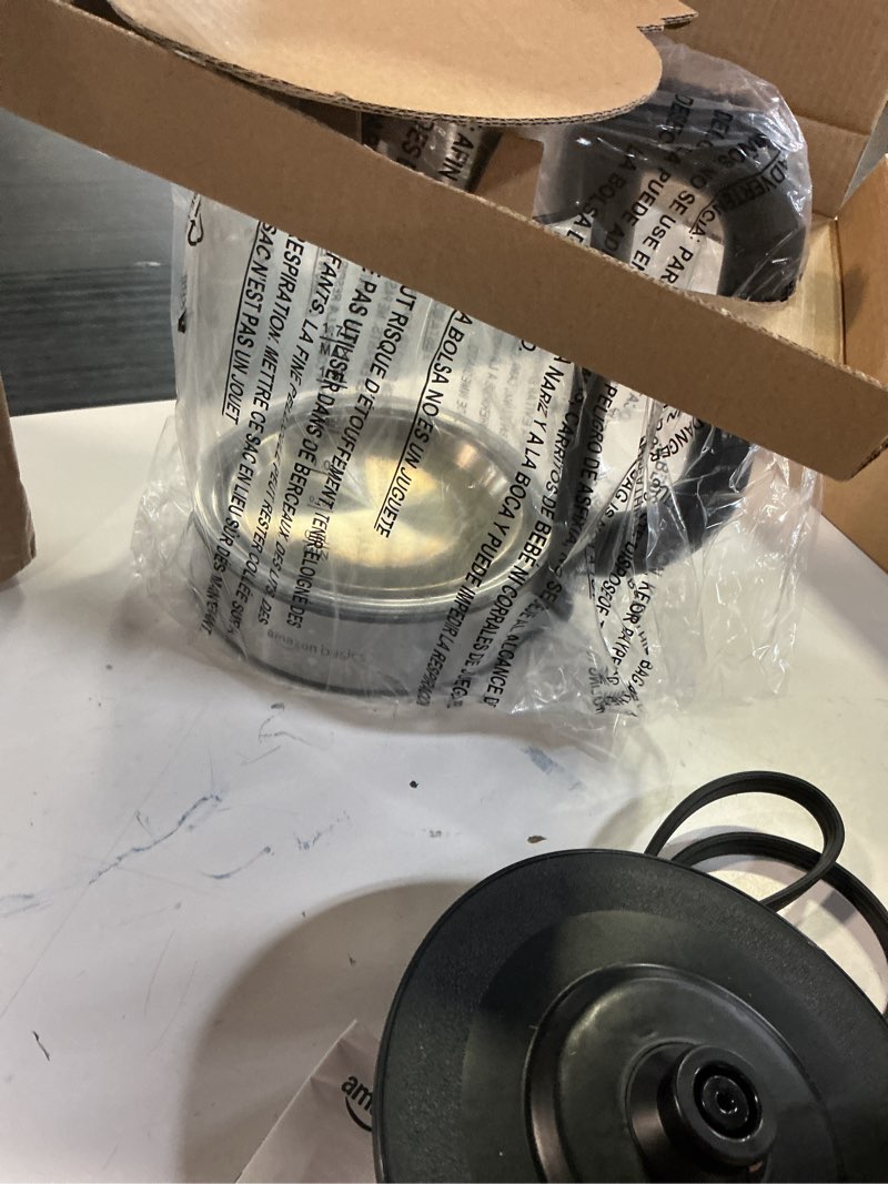 Condition photo showing Good Condition for amazon basics electric kettle with glass carafe for tea and coffee, bpa-free, fast boiling, auto shut-off, boil-dry protection, water level indicator, 1.7 liter, 1500w, black and silver glass carafe 1.8 quarts