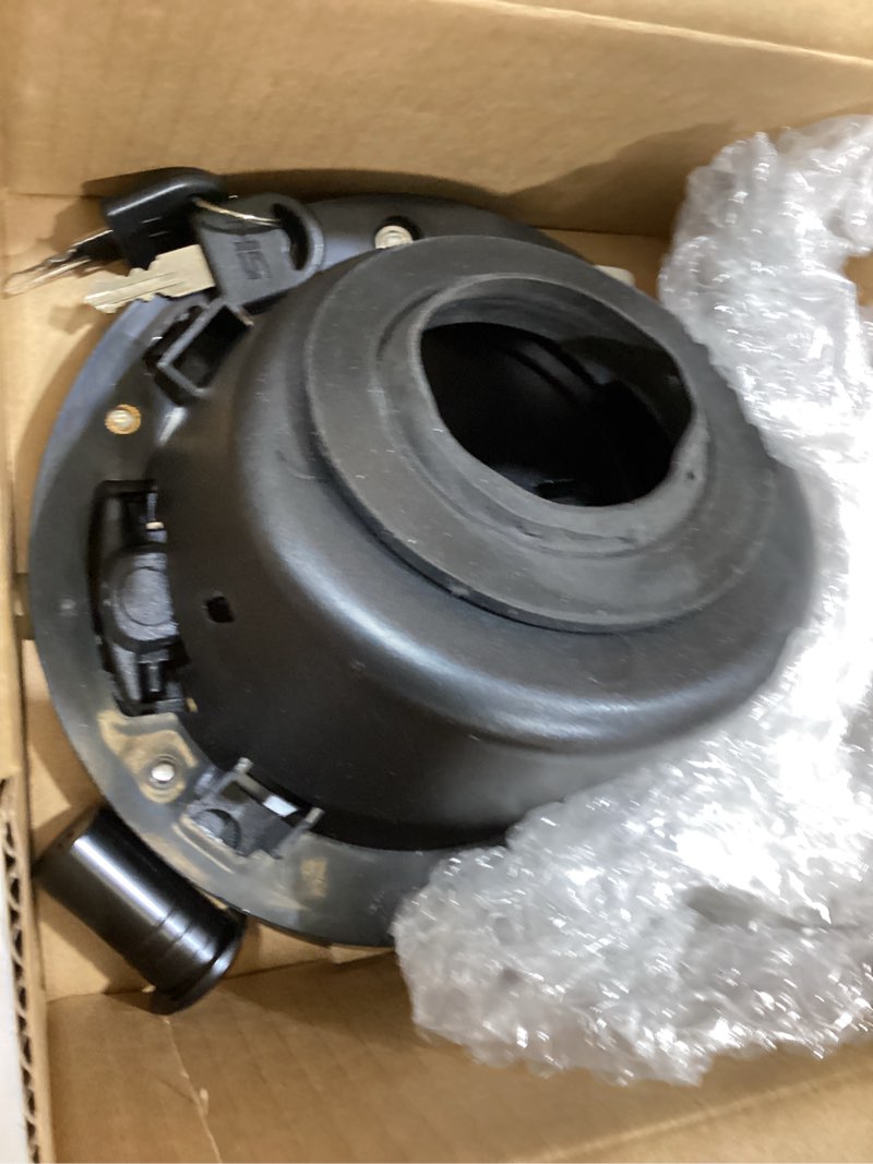 Condition photo showing Good Condition for rt-tcz fuel filler door locking gas tank cap cover accessories for jeep wrangler 2007-2018 jk jku,locking us flag