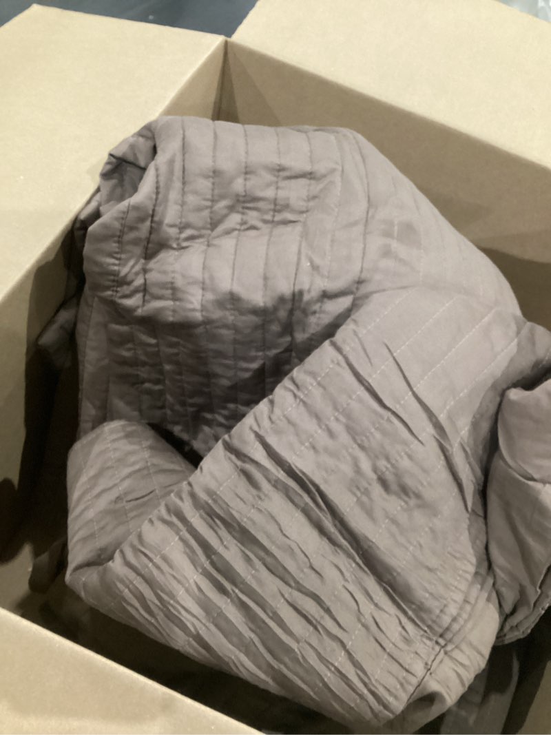 Threshold Gray Quilts, Bedspreads & Coverlets