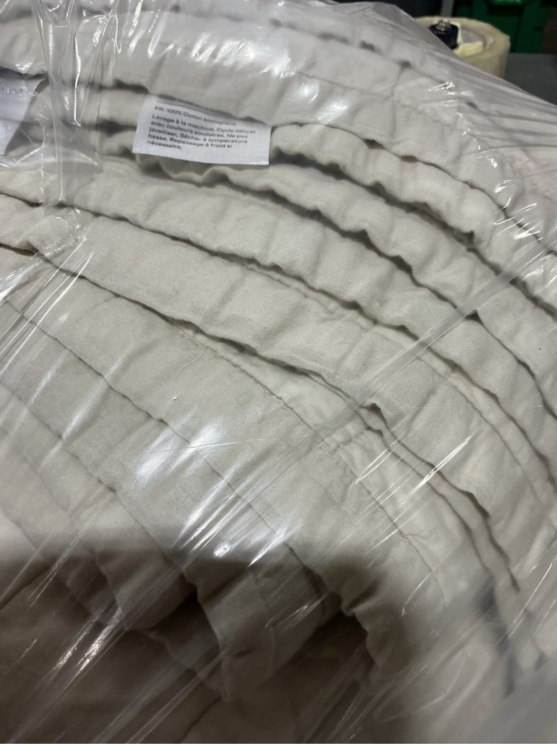 Condition photo showing As Is for natural european linen cotton stitch quilt, 90in x 92in