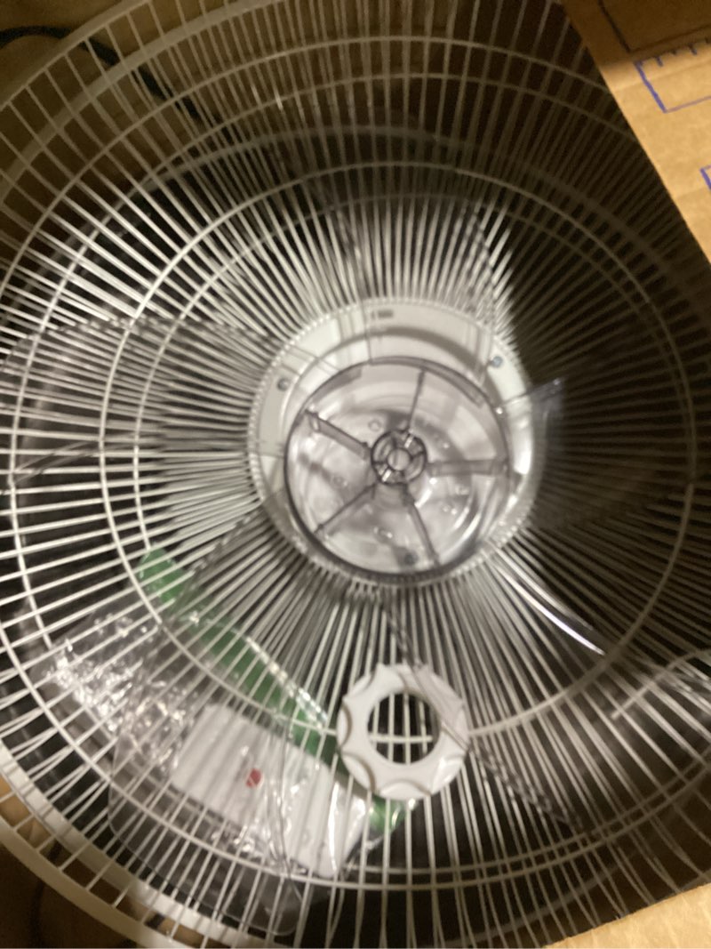 Condition photo showing Good Condition for newbulig 17" pedestal fans with remote, oscillating standing fan with 3 speed & 3 model, quiet timer floor fan for indoor, bedroom, living room, office, adjustable height & tilt head, easy assembly white 17.13" * 17.13" * 51.18"