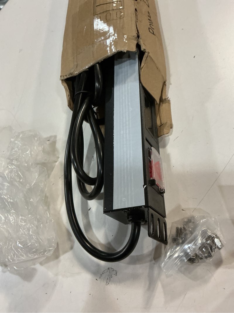 Condition photo showing Good Condition for 19 Inch Metered PDU Rack Mount Power Distribution Units 6 NEMA 5-15R Outlets PDU, 125-250V 15A 1U Rackmount Surge Protector Power Strip with OLED Screen Amp Voltage Power Display