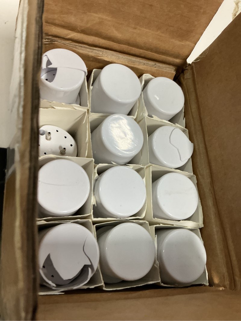 Condition photo showing Good Condition for 12 Pack 4FT T8 LED Tube Lights, 36W 4860LM 5000K Daylight, Ballast Bypass Direct Wire (Ballast-Free), for Garage, Warehouse, Office & Shop Lighting 36 Watts