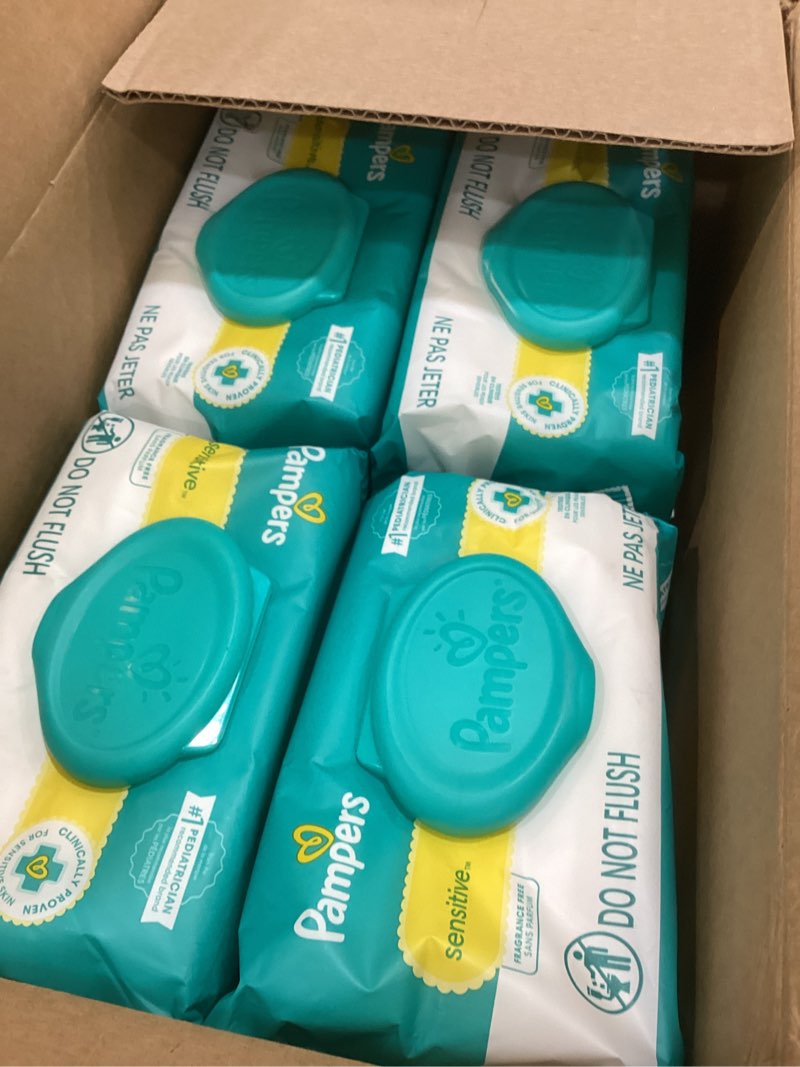 Condition photo showing Good Condition for Pampers Baby Wipes, Sensitive, Water Based Wipe, Clinically Proven, Hypoallergenic, and Unscented for Babies, 1008 Wipes Total (12 Flip-Top Packs) [Packaging May Vary] 1008 Count (Pack of 1)