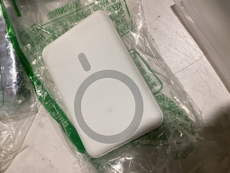 Condition photo showing Good Condition for aoguerbe for magsafe portable charger, 10000mah magnetic power bank 22.5w fast charging, mini battery pack wireless with led display&foldable stand for iphone 17/16/15/14/13/12 series (polar white)