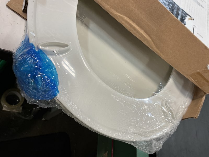Condition photo showing Good Condition for kohler 20111-0 brevia, slow close toilet seat, round toilet seat, grip-tight bumpers quick-attach hardware, white