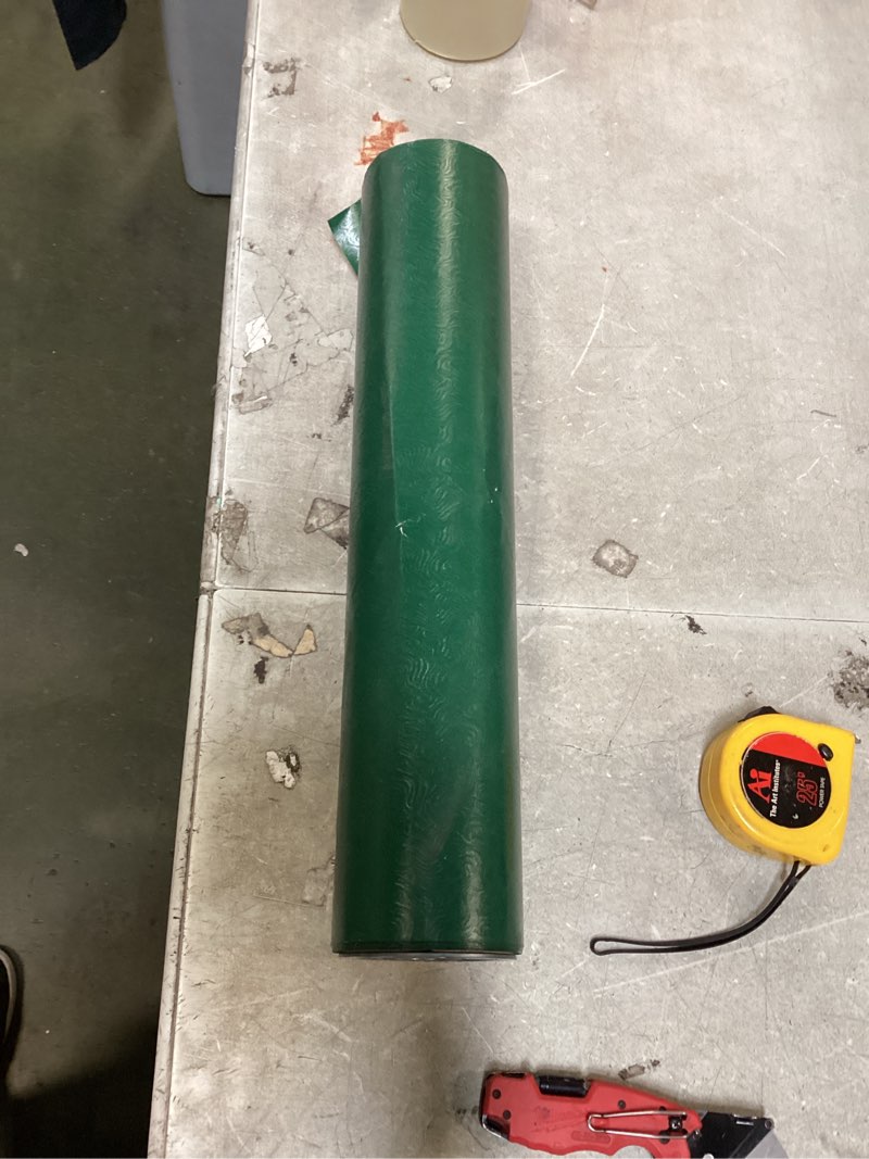 18” of green wrapping paper  