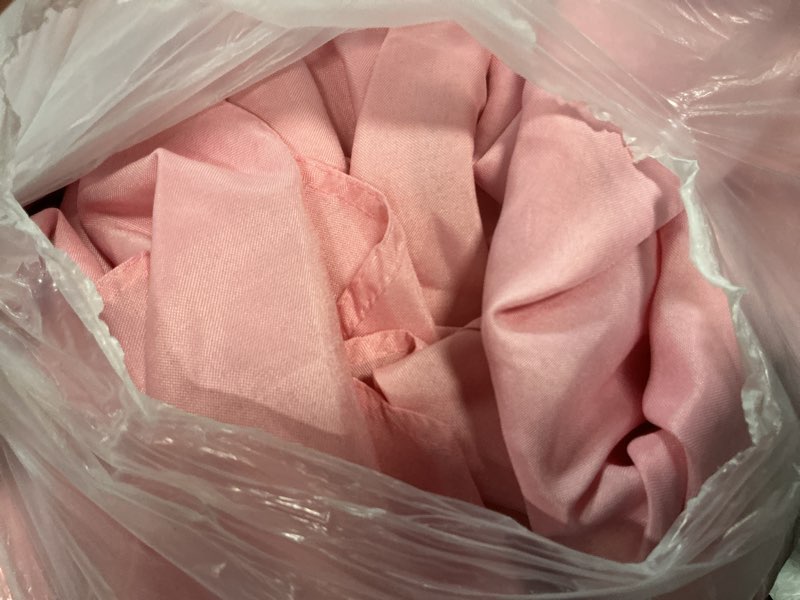 Condition photo showing Good Condition for Fitable 6 Pack Pink Round Tablecloths - 120 Inches in Diameter - Stain Resistant and Washable Table Clothes, Polyester Fabric Table Covers for Wedding, Party, Banquet, Formal Events Pink 120 In Round, 6 Pack