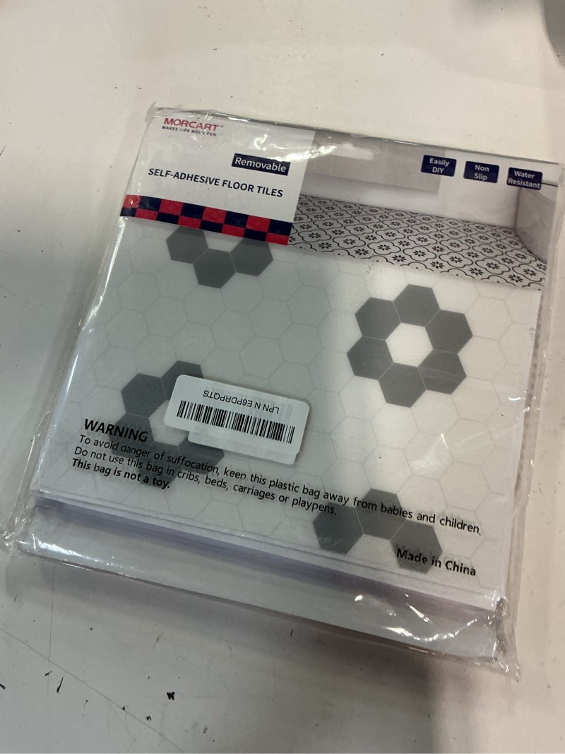 Condition photo showing New/Like New for morcart peel and stick floor tile, vinyl flooring waterproof, diy flooring for bathroom, kitchen, fireplace, pet house, stairs, bedrooms, wall(20pcs,7.87" x 7.87",gray+white) 7.87x7.87 inch gray+white 20