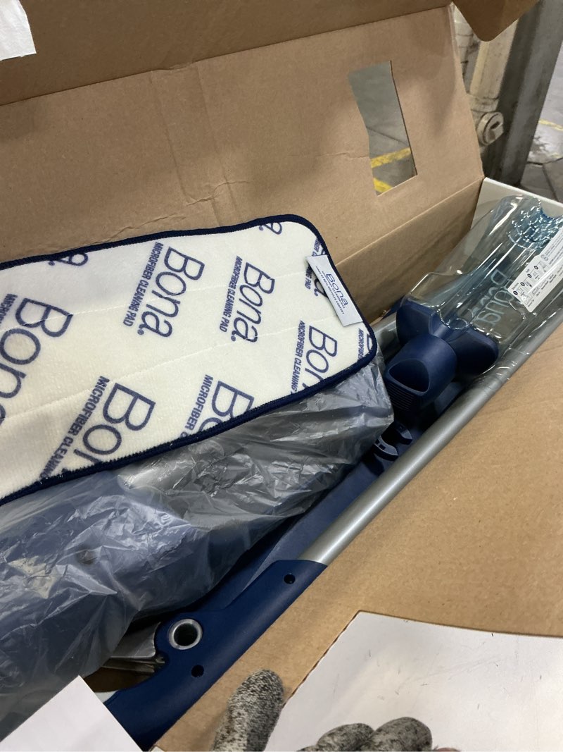 Condition photo showing Good Condition for bona wood floor mop starter kit - 1 spray mop, 1 reusable microfiber mopping pad, 1 refillable wood floor cleaner liquid