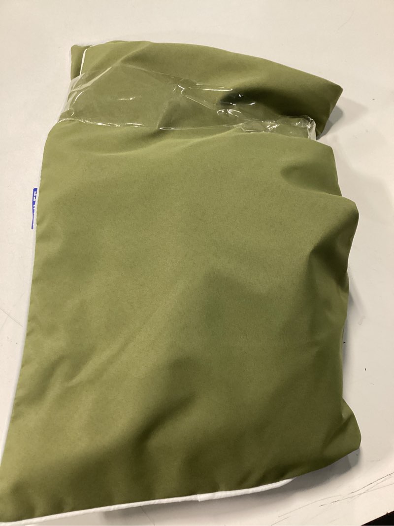 Condition photo showing Good Condition for miulee pet bed replacement cover washable for pet pad