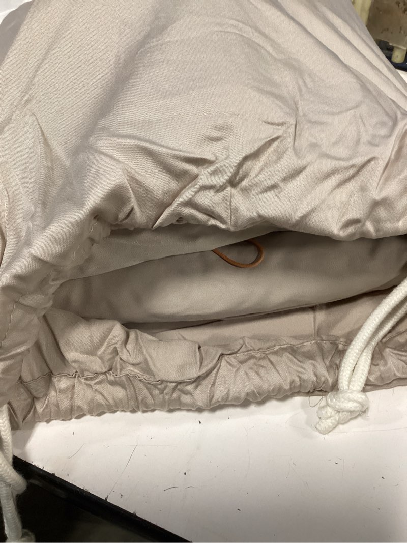 Condition photo showing Good Condition for bamboo sheet set sand queen