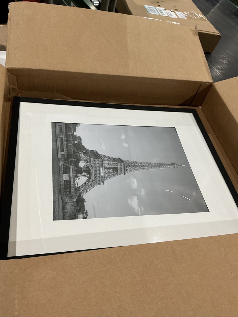 Condition photo showing Good Condition for upsimples 16x20 picture frame, display pictures 11x14 with mat or 16 x 20 without, wall hanging poster frame, black, 1 pack black 16x20